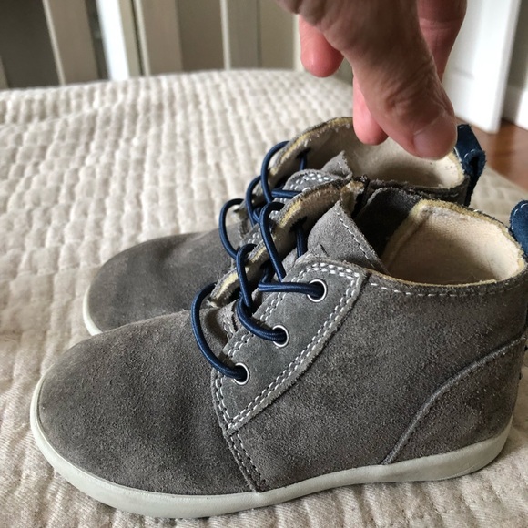 Toddler ugh - Picture 3 of 3